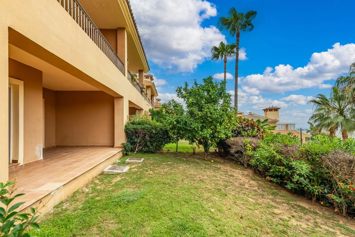 0f24d595-e8ee-4243-9550-073c0db83277