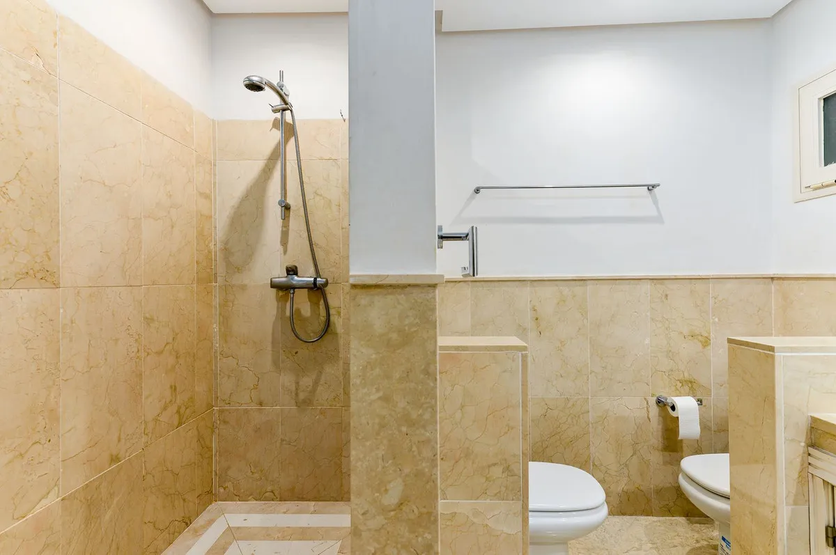 4d7989d2-93bb-4491-95fe-3930300a1415