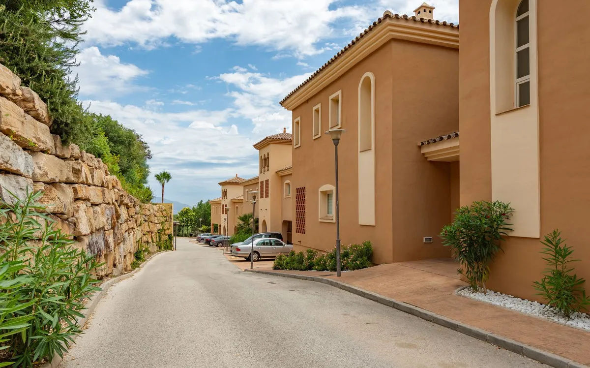 f03782b0-400e-4423-b9e6-df89f0ed8697