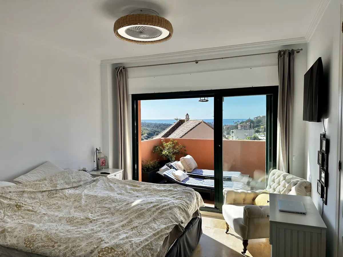 fef8b421-e8b7-4b23-9131-e267b4bc1632