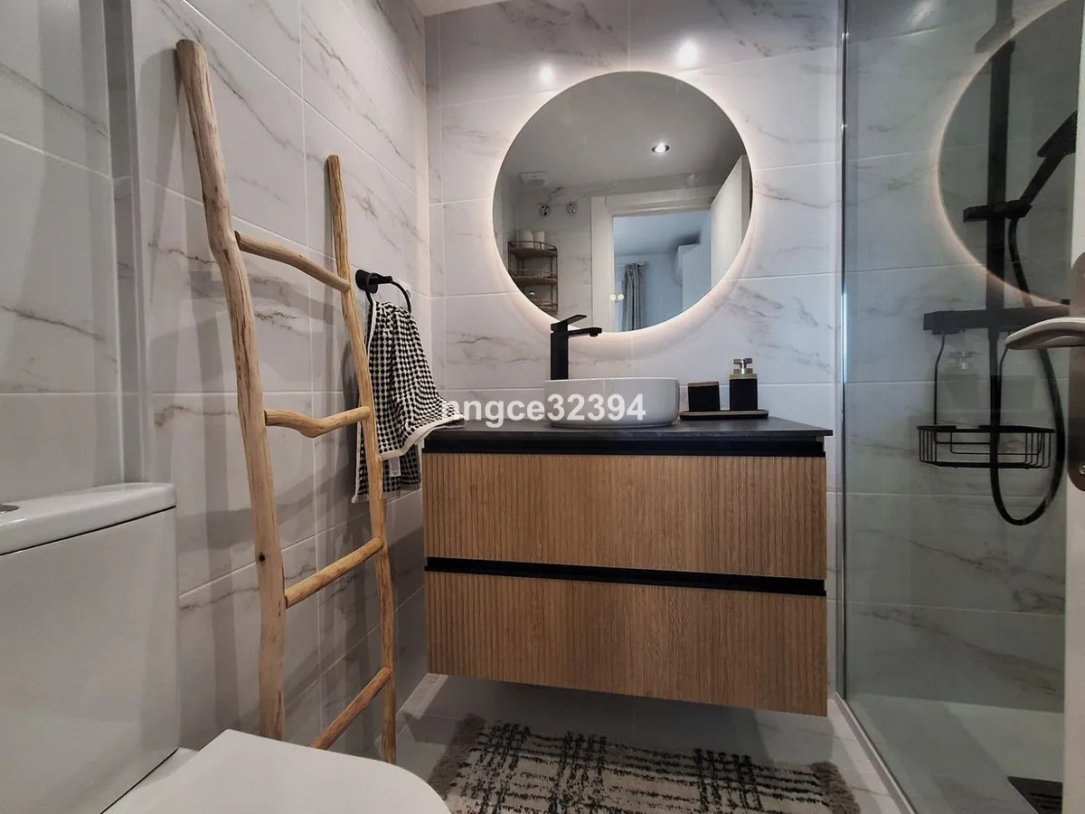 8ac2a0b8-ab1c-4e86-96f8-84a1b183bb7d