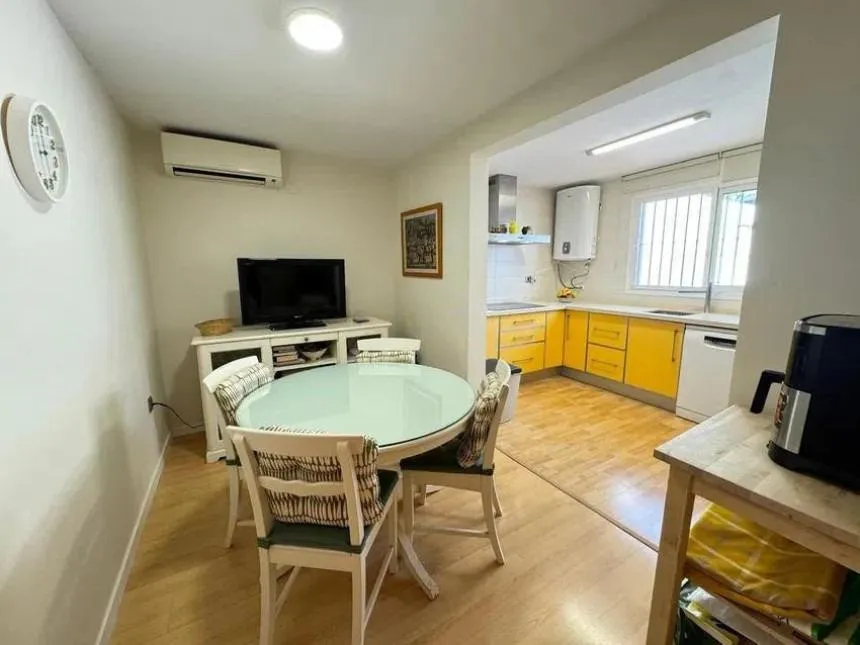 de712356-641b-47f6-957c-01e692cb90b8