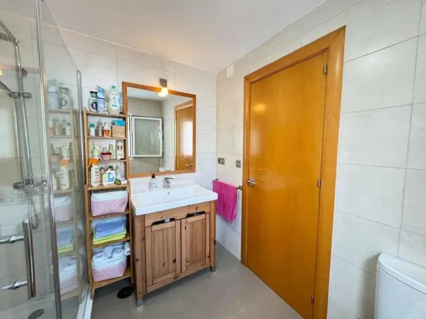 f146d1e1-88dc-4873-b52d-eb26c905c1b0