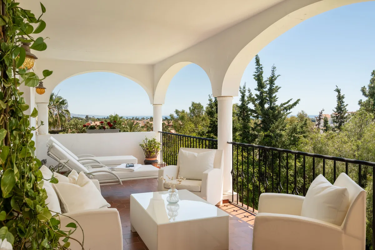 4c58f9ce-125a-48b9-ac7c-3e448e325fb7