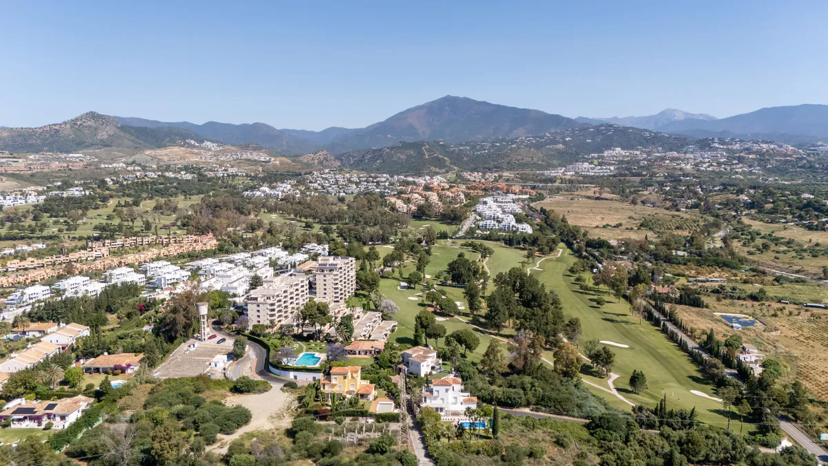 8a676eb7-e992-4cbe-9161-9be1f8a4befd