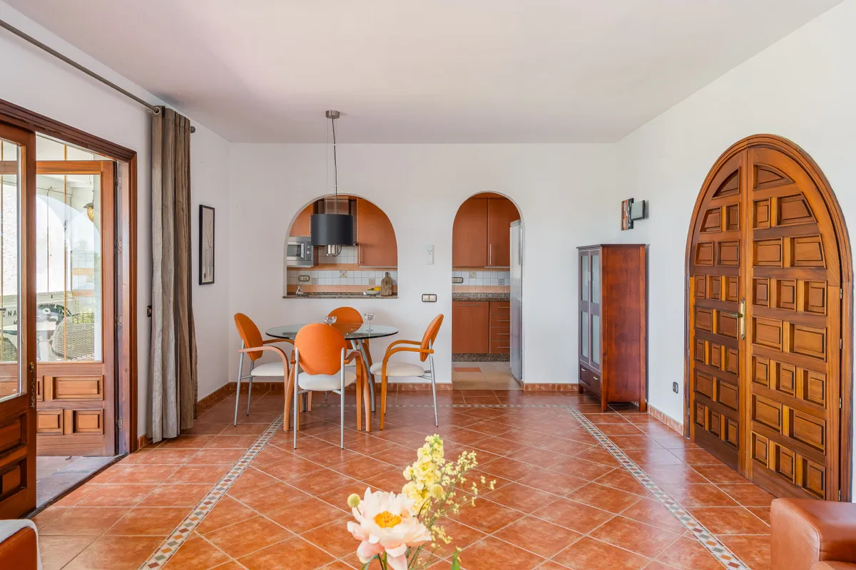 ca80b415-5885-44b5-aa2d-492f79217696