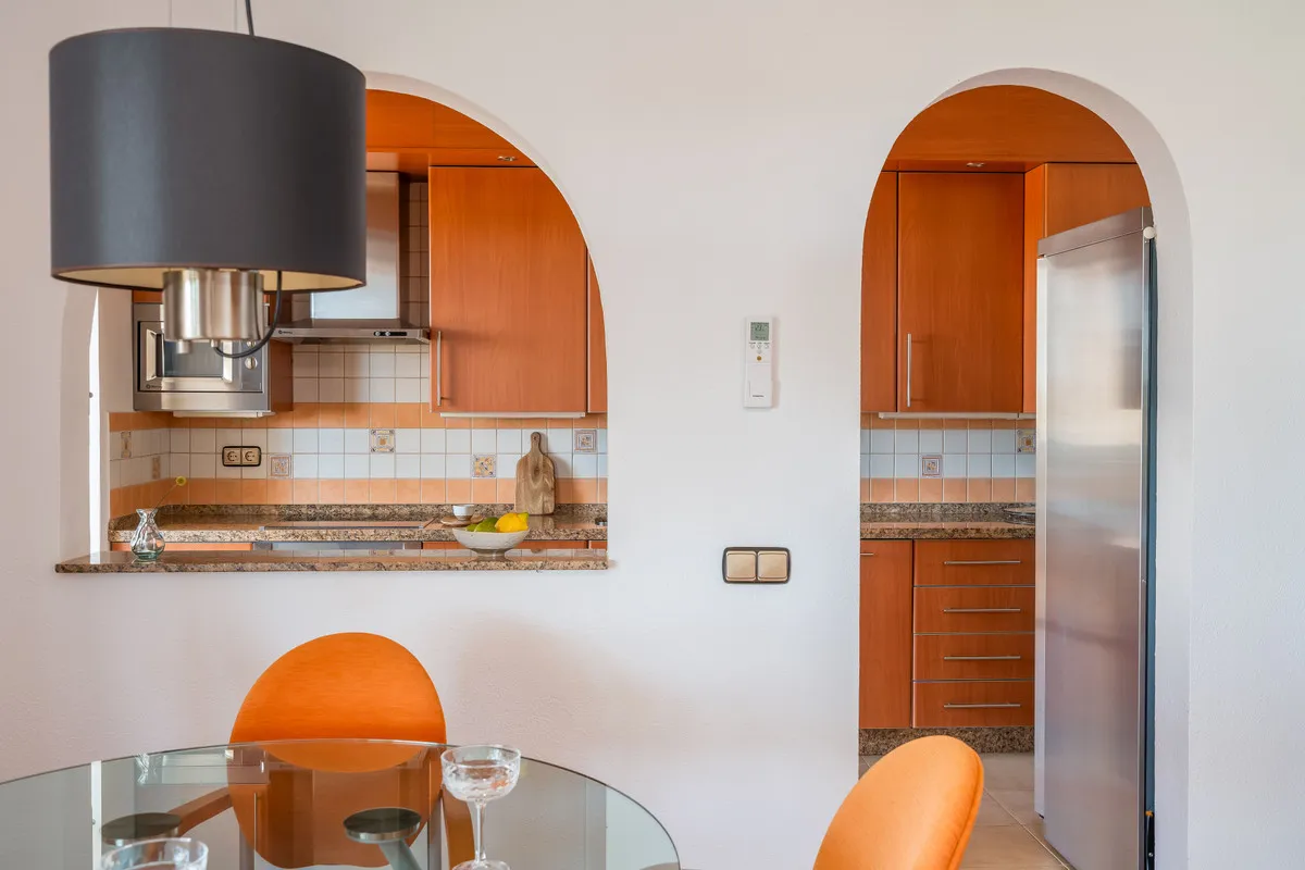 ec657397-f386-49f5-8cfb-7b30d2387473