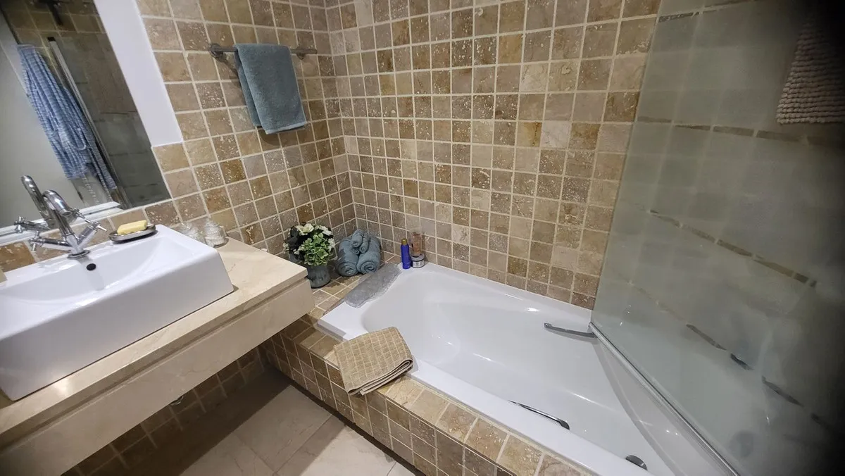 40f050f4-ffcc-448f-af42-7d4a29fa414b