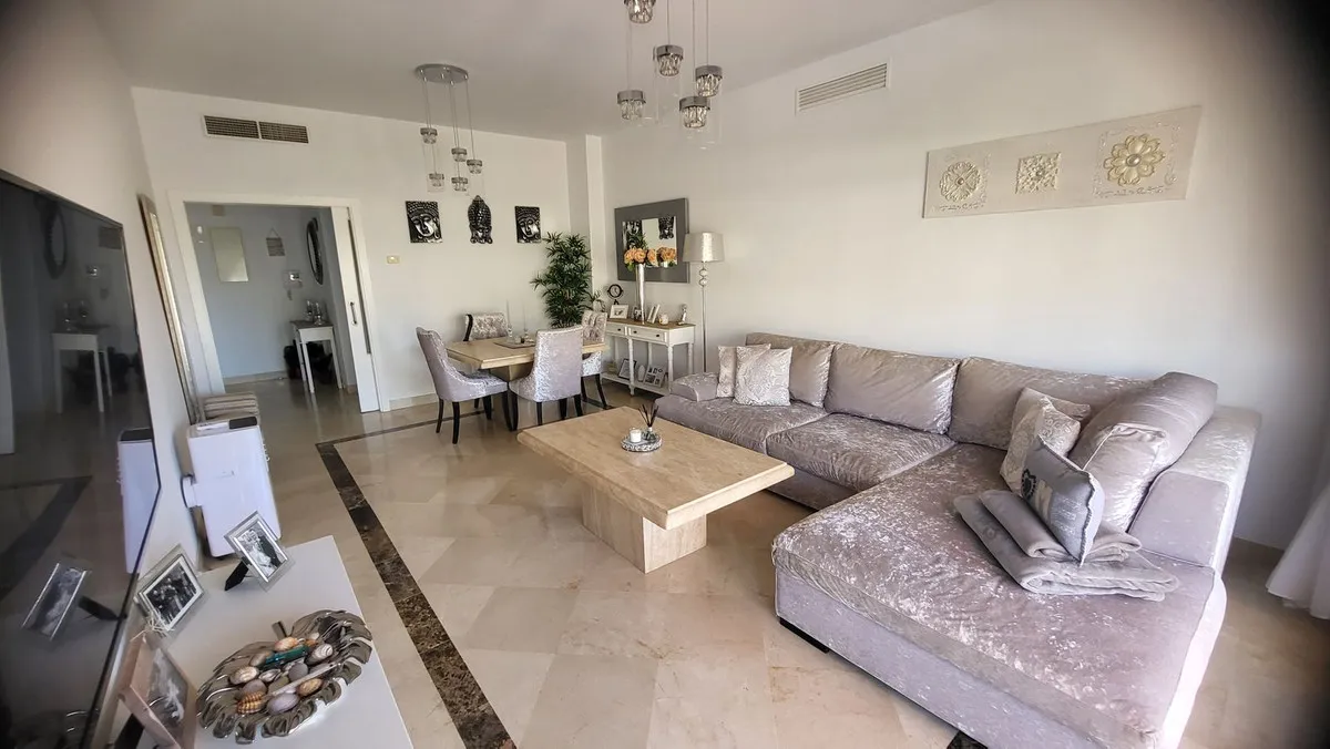 eba5afe0-8d5a-472e-b619-7f63bd351586