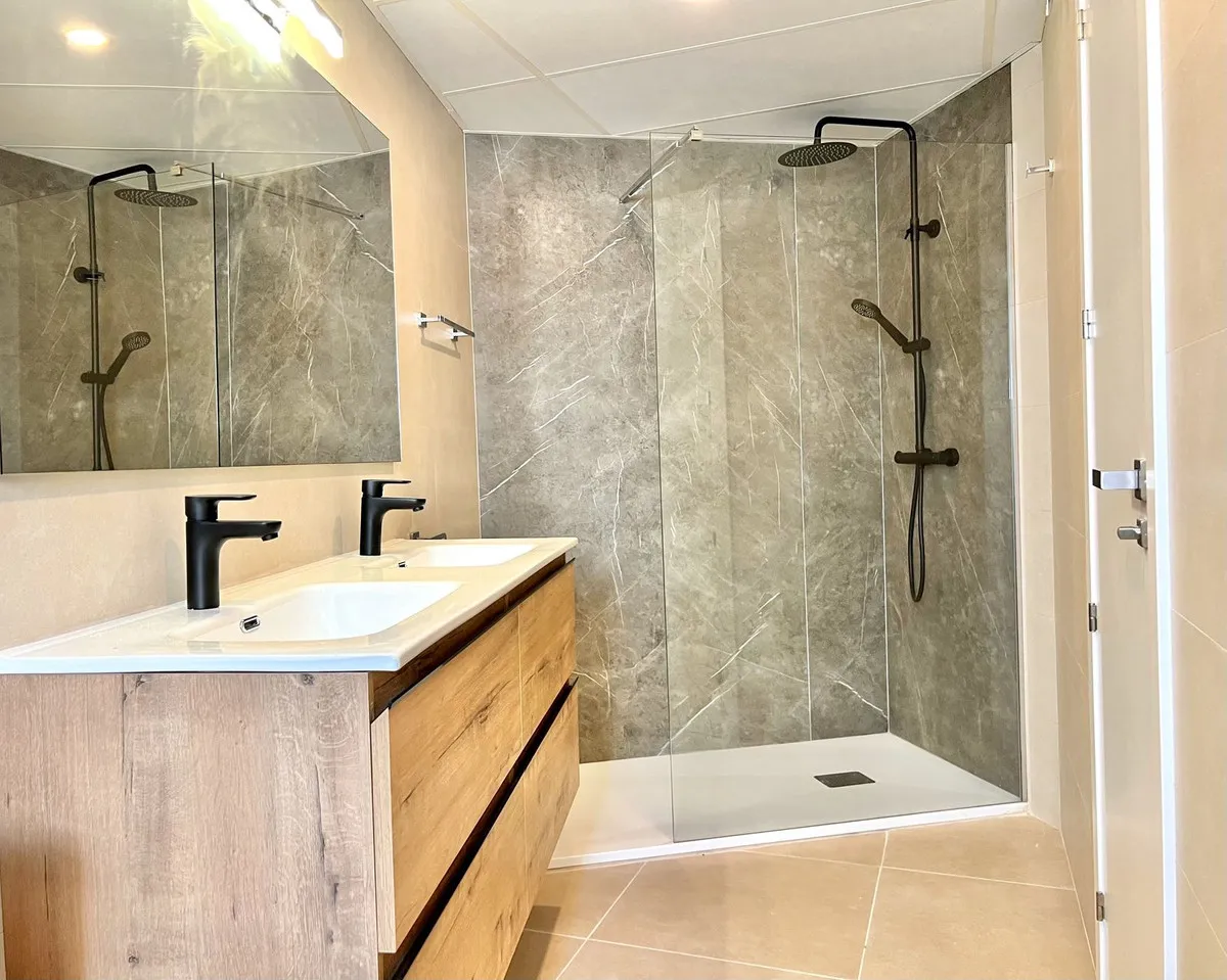 63cdeb3a-9f86-461e-a887-294ceccee0fc