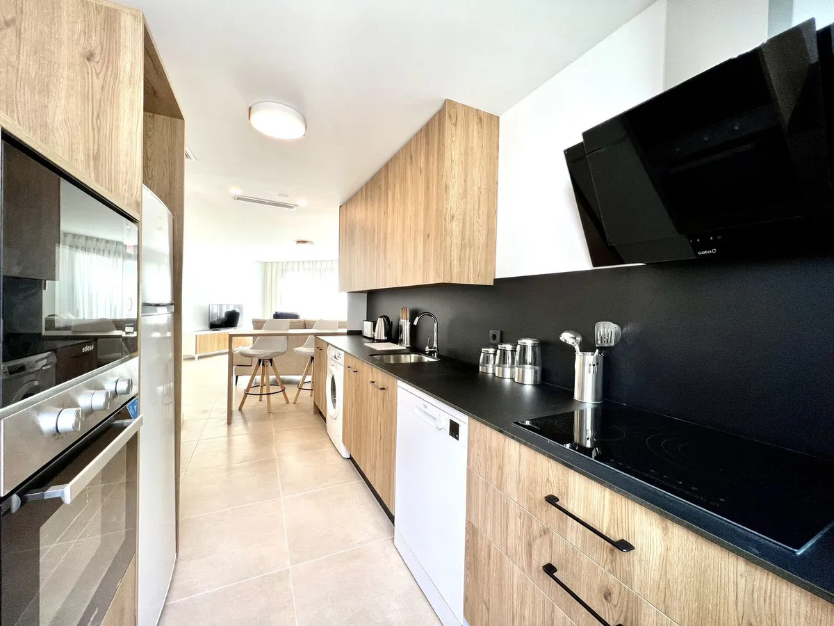 9cb6a5ee-63de-4d8b-8a13-2088cc14e5ad