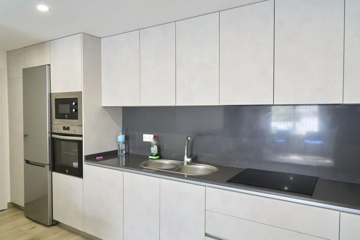 c55bd4ce-c1d6-458e-a601-dd84885e1422