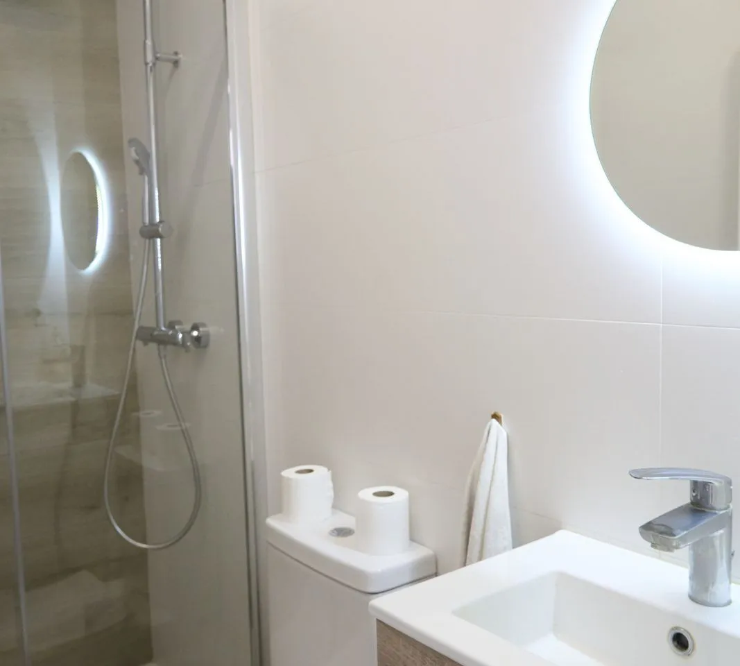 d5da0831-552c-4d2b-becb-9a107182795f