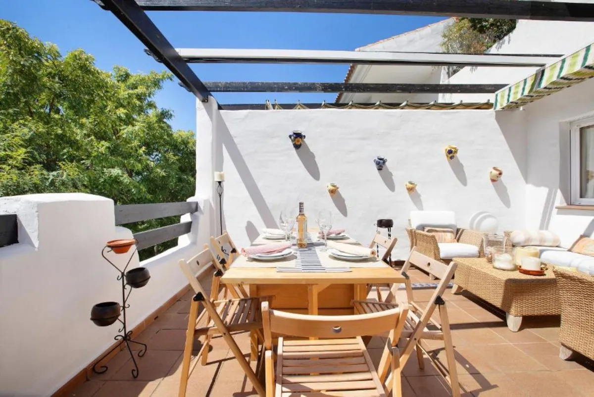 e64da5c8-4df8-4647-b8aa-d8bed493eee1