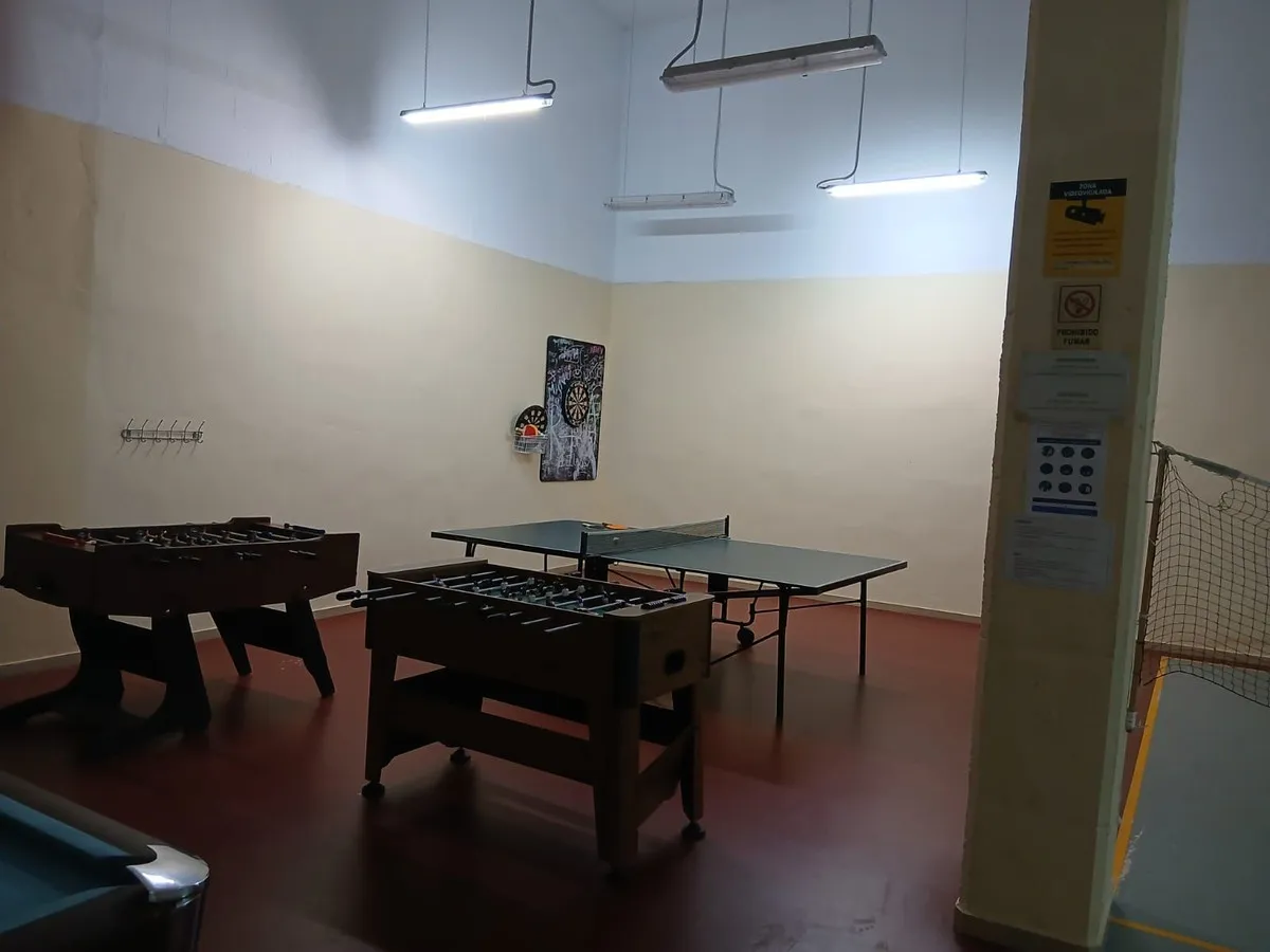 f1d40fd2-db39-479d-8cb6-a21125ec51a1