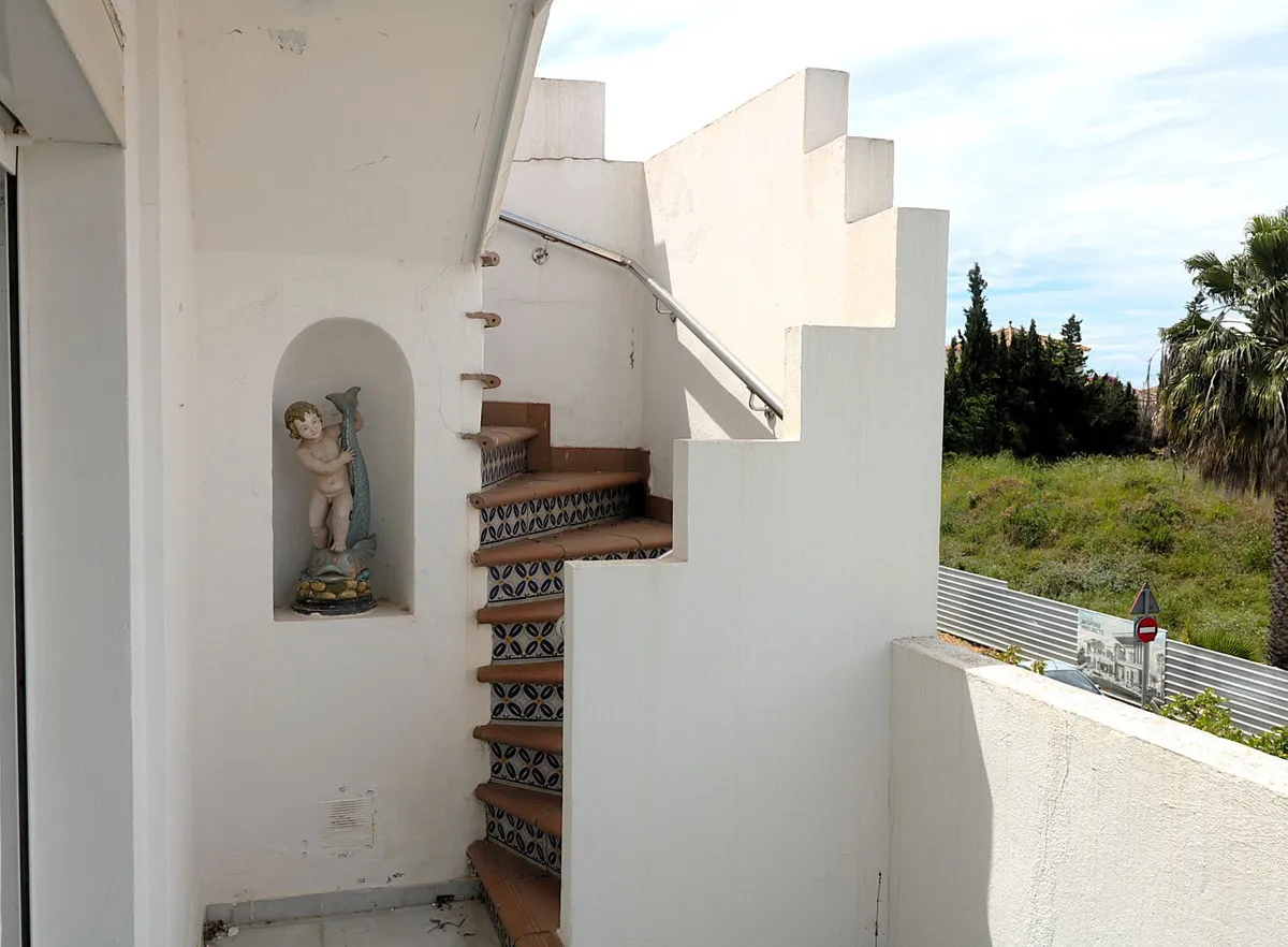 2d2e21df-f629-46cc-accb-4dae373f7e90