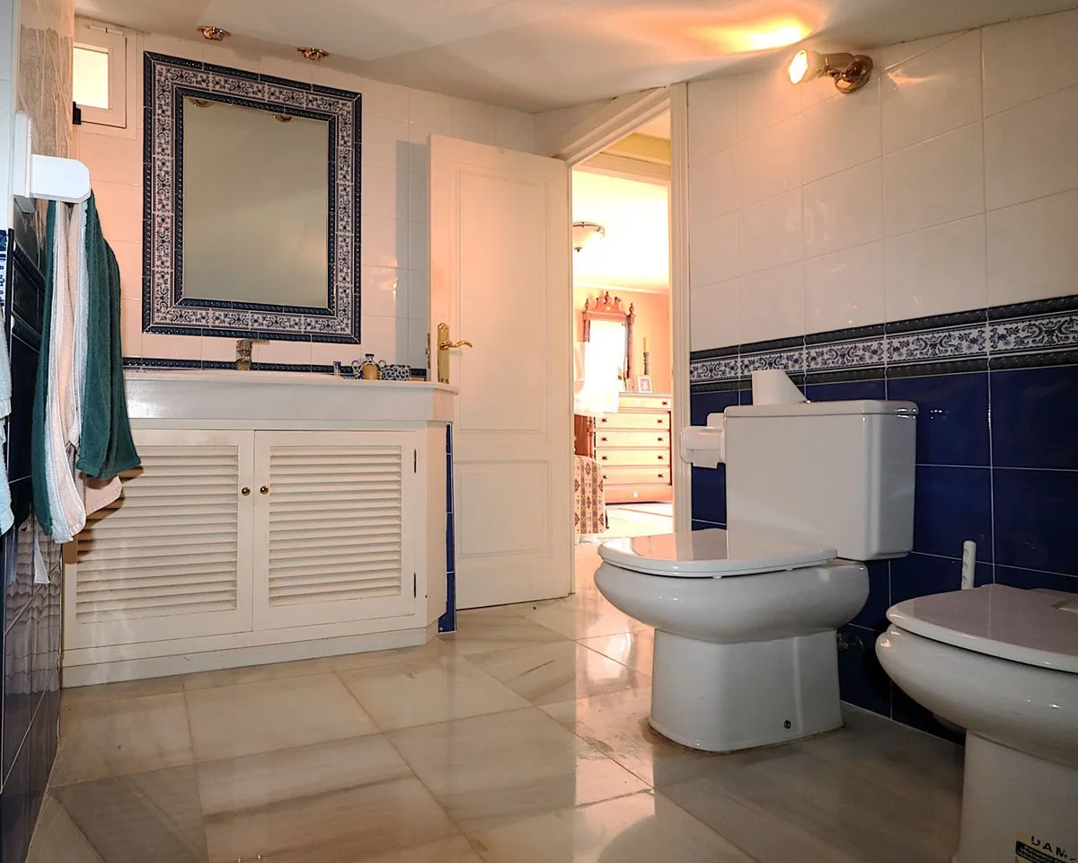 a3dc4553-1883-4077-b7a1-7b1d916a883c