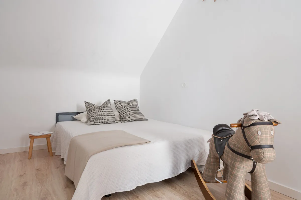 1edf49b5-4ada-4da9-87f0-07c696eaaba1