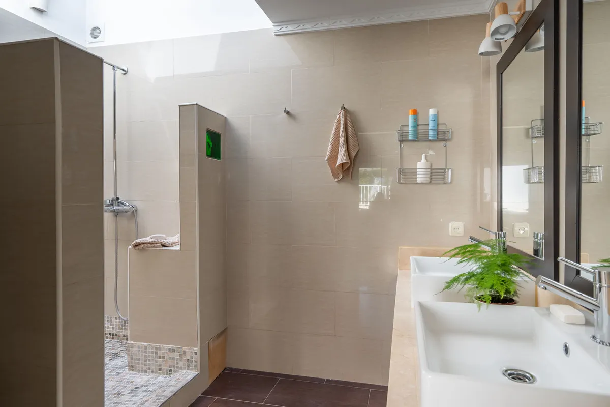 78a8c60e-3315-4b71-92ca-68a81372e08b