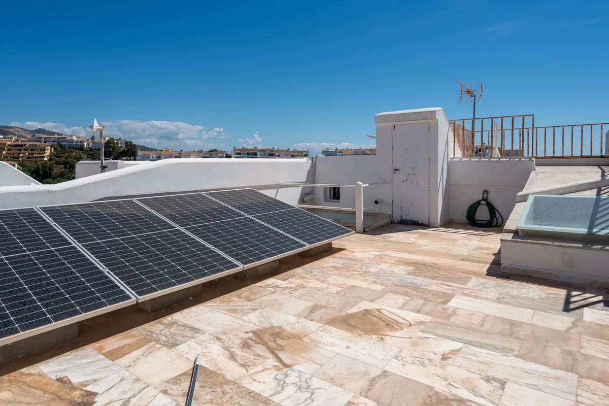 a566bcba-12df-4ffa-b9c2-b9c27f81b526