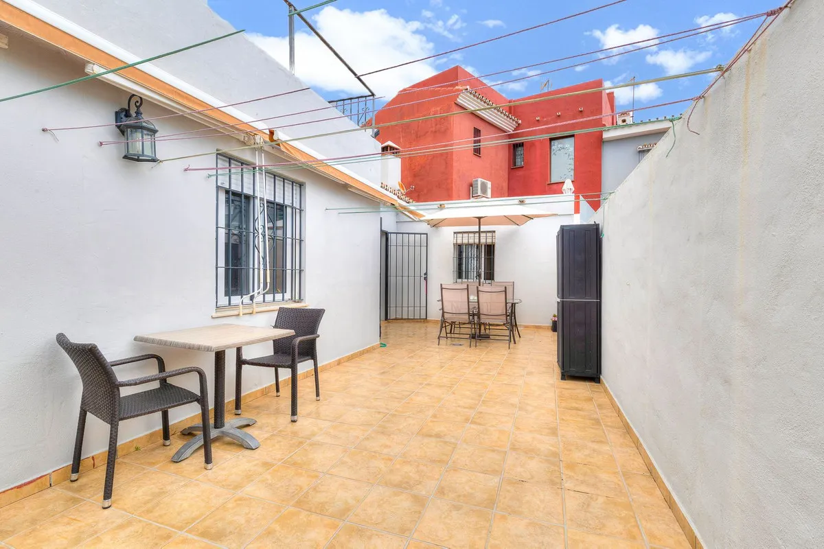 0af1d4f7-5df5-43c2-9fc2-6a0cd3ce1f78