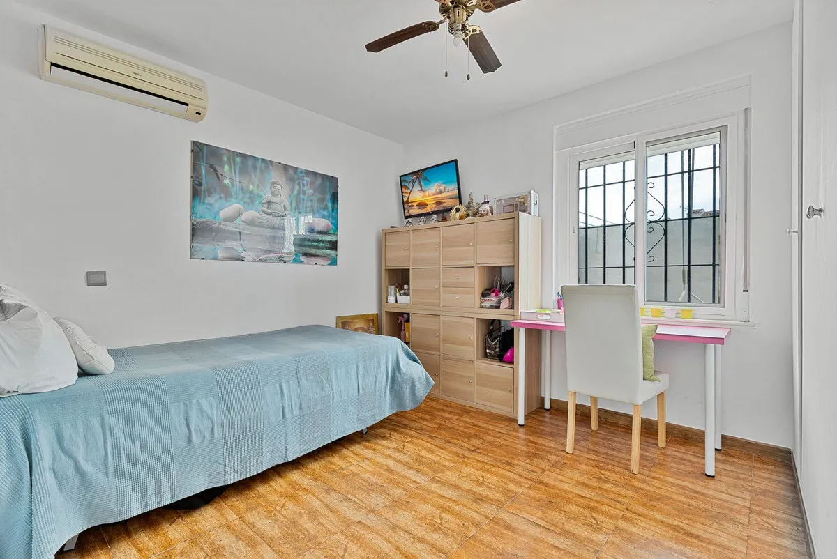 41b80110-3fae-45bc-be52-fec168067d2c