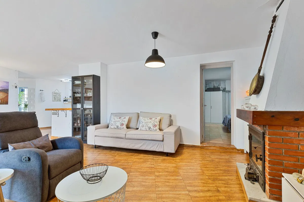 66094622-948a-4f9c-9d50-29e7d1edb005