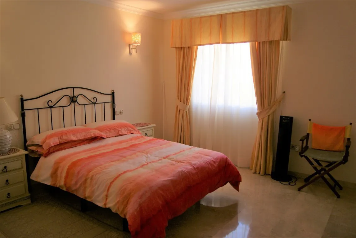 1dd41126-2c58-4985-9853-5ba070cc39eb