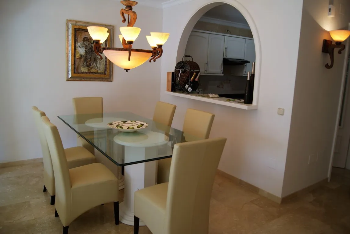 21bb97b9-4a1d-48d9-bbe1-8db1d998f742