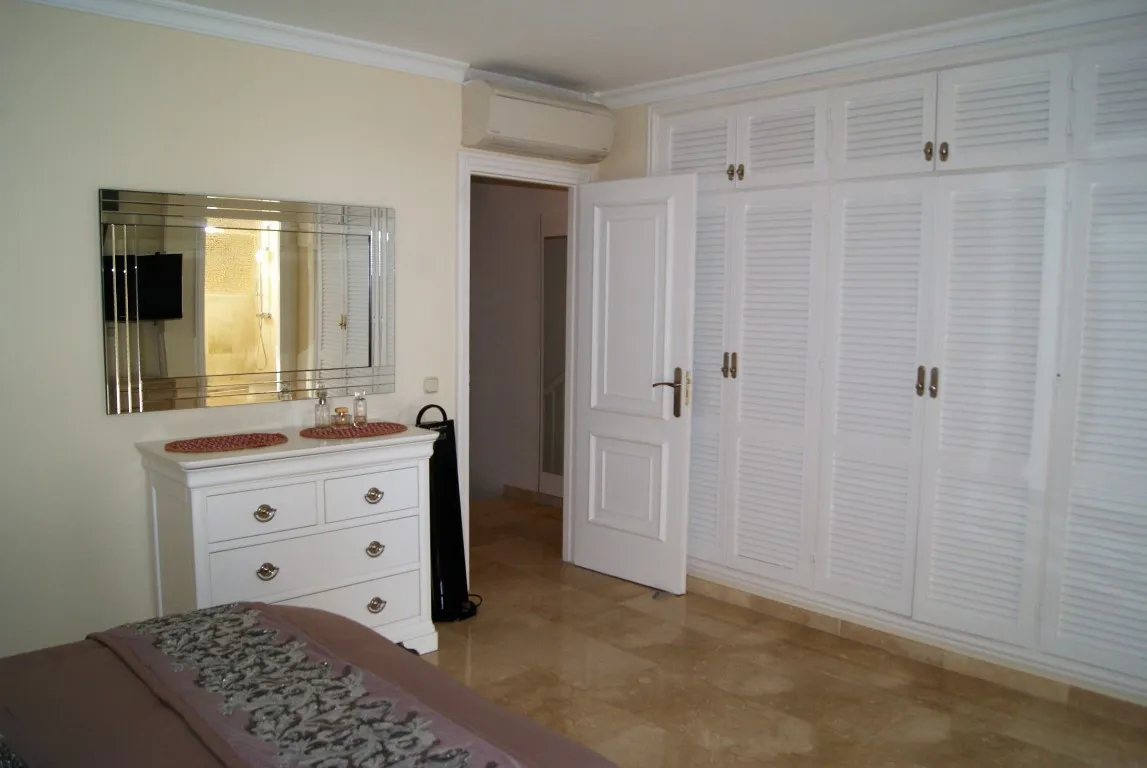 fc67cccd-773d-4157-9b38-442bf106b74c