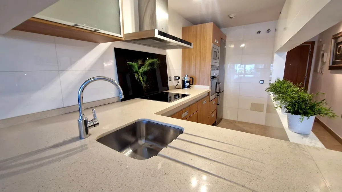 729256ca-e46d-42c0-9214-f91da0a175e9