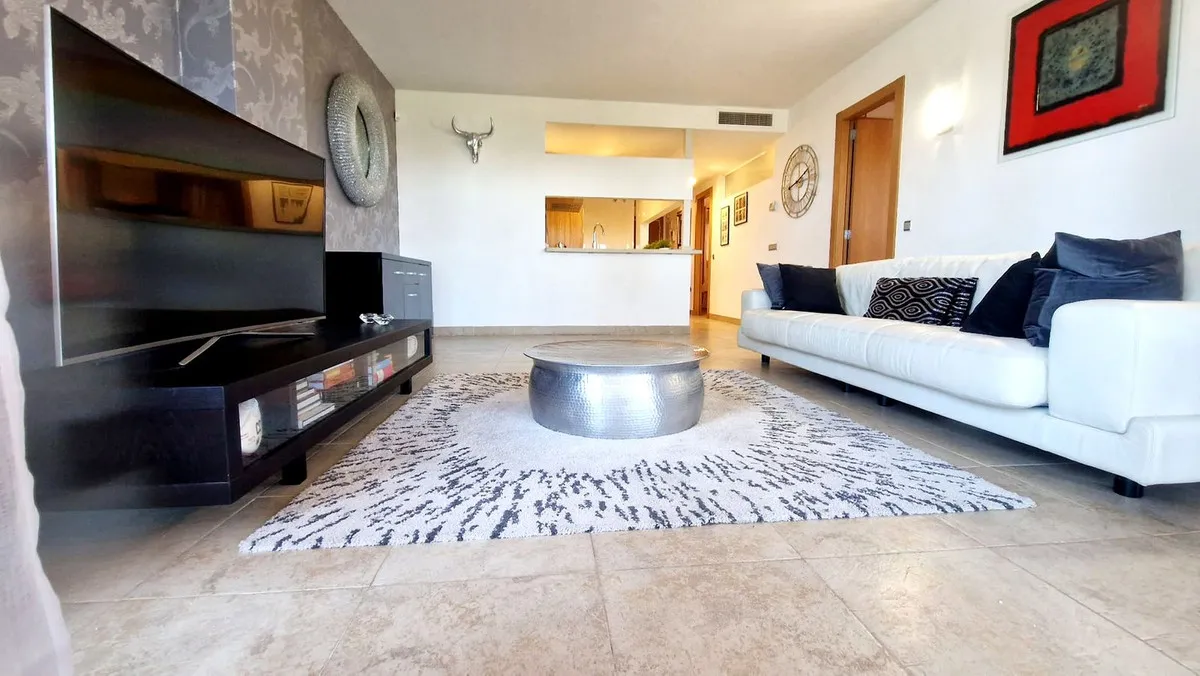 c8a07f5b-7365-496c-9d72-52e058f14b87