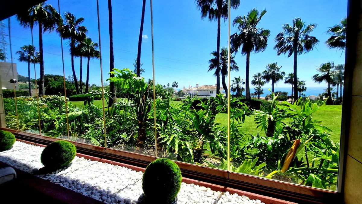 dd2775ce-fe67-424c-8198-18b49bbc5cd5