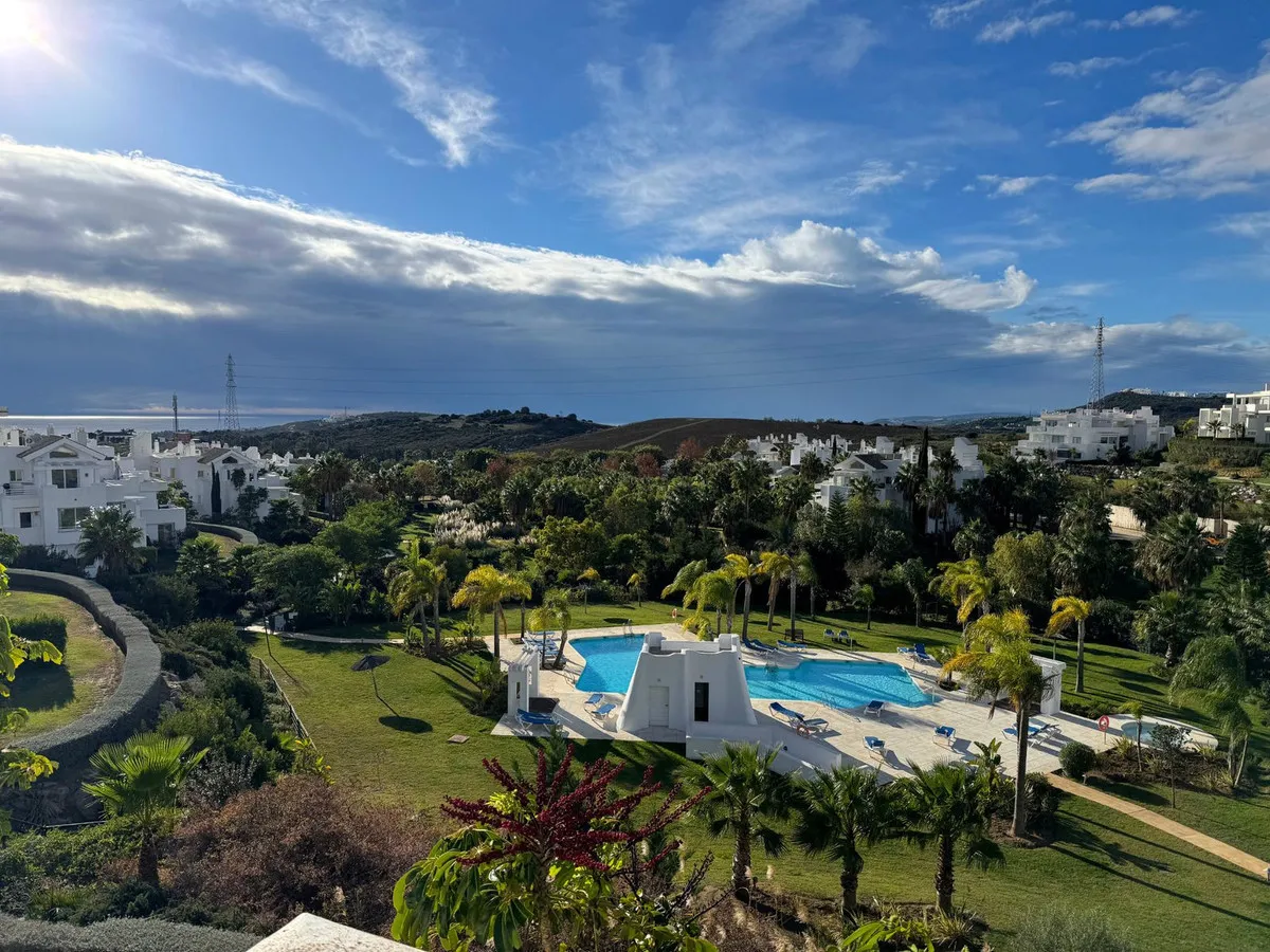 ae258253-3dd9-45ce-8e18-24b2c60b8b7a