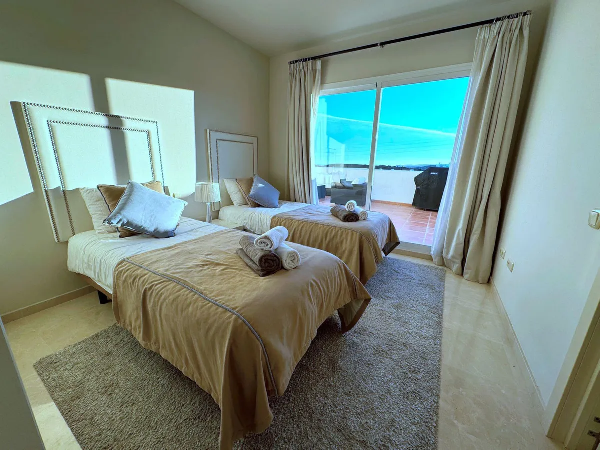 fd3c4e73-cde2-4b03-8338-f42c29b925e8