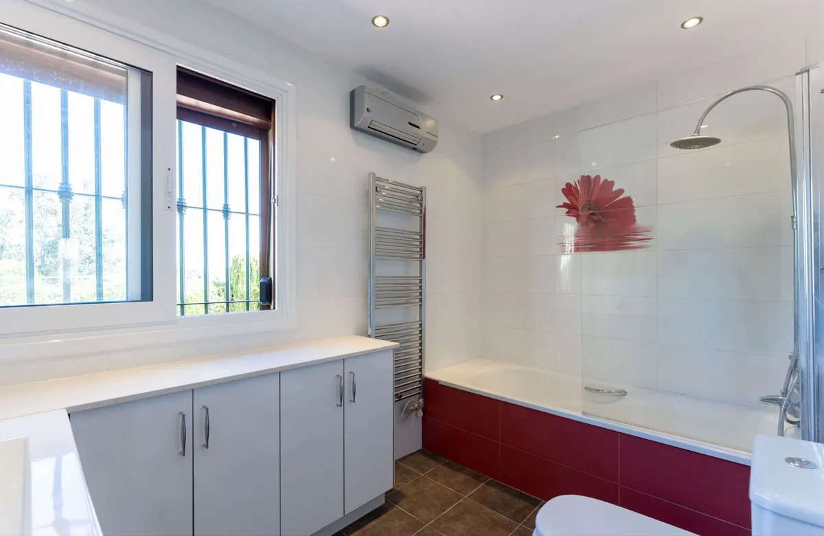 1a884921-e58a-492f-b743-9be1697a1cc5