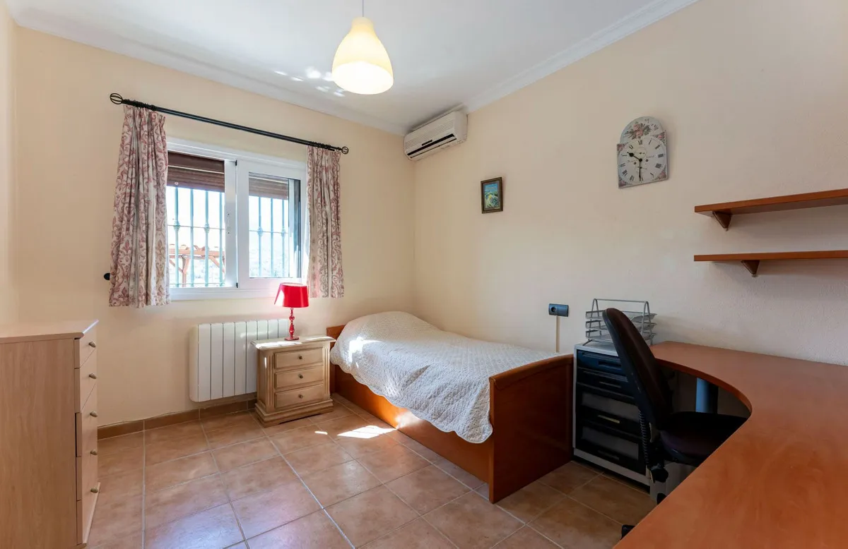 3da673d7-9fab-4f49-933a-cbf5a261e417