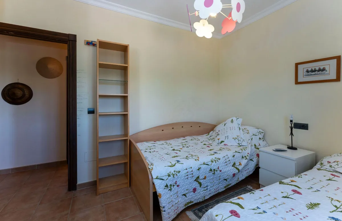 5d1d7bcb-2fce-4e42-8f22-12b270ab752d