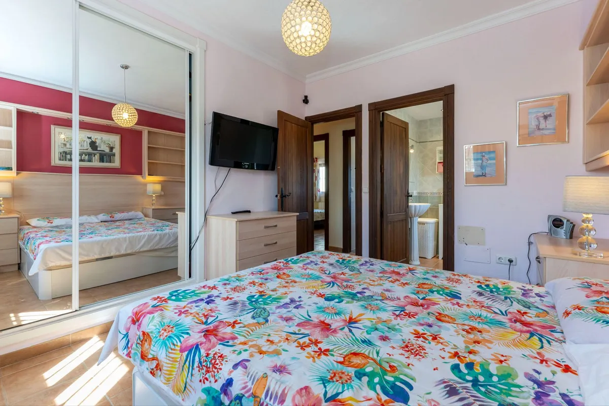 9241a277-417a-4e3e-ade0-4e5aeaa7b416