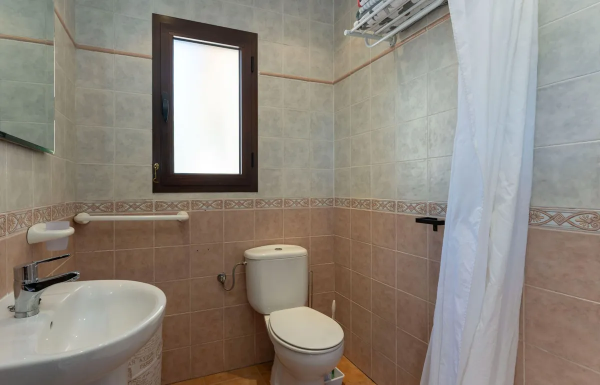 cb04e51d-3e0a-4819-8b66-14b538756da1