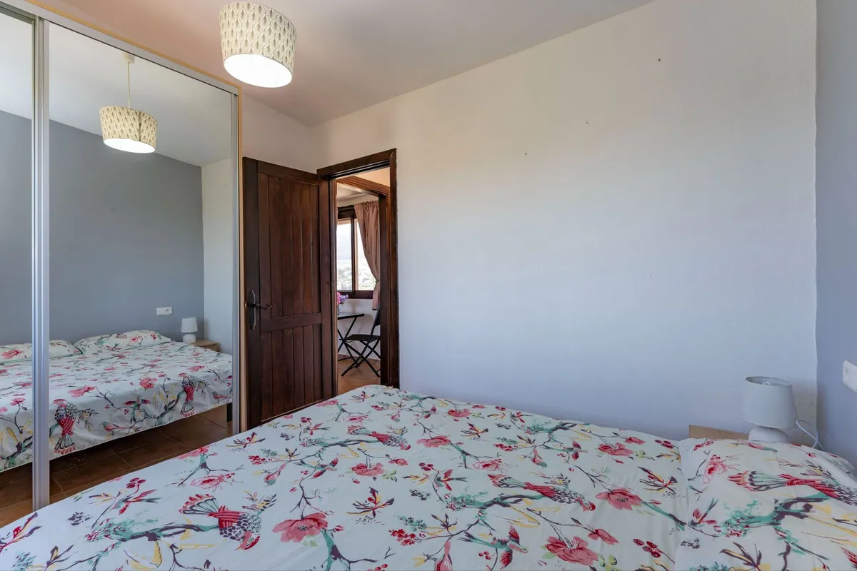 e72c1a02-ad47-45ce-aa2f-61a144205475