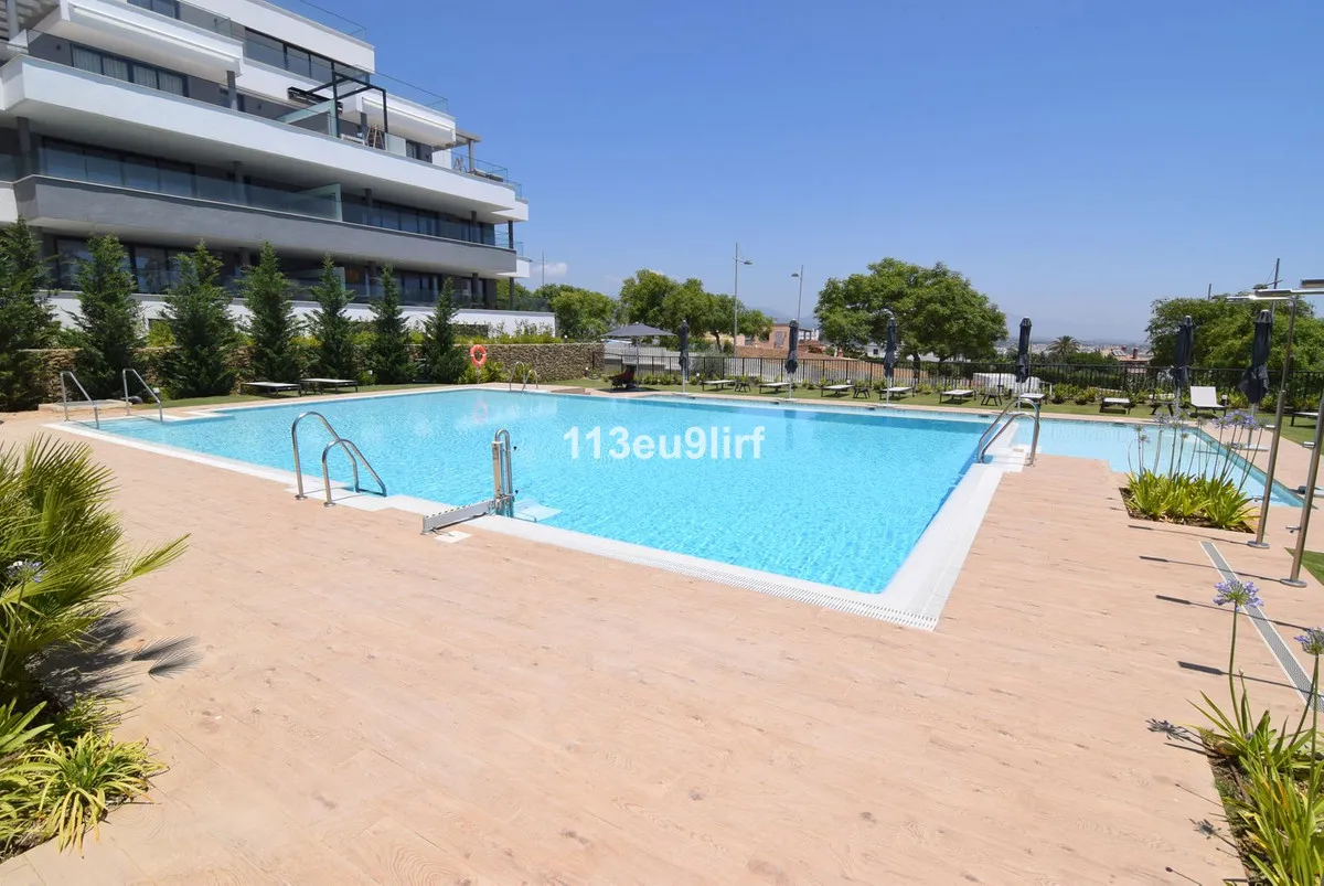 100ba7e6-0045-4c11-9418-5d8fb7fad2b5