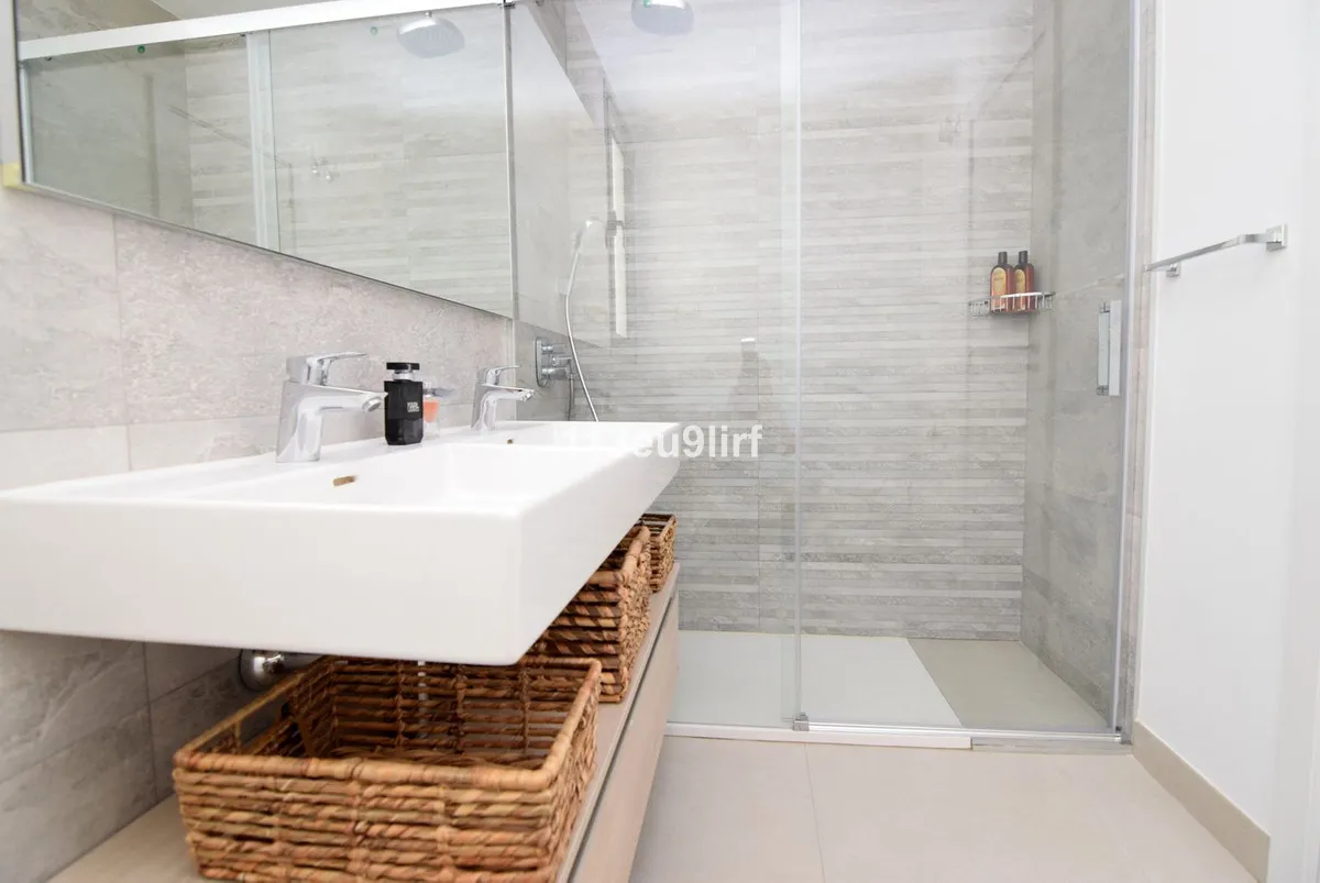 be0b1d9e-816f-485a-bb98-328c7d85cf68