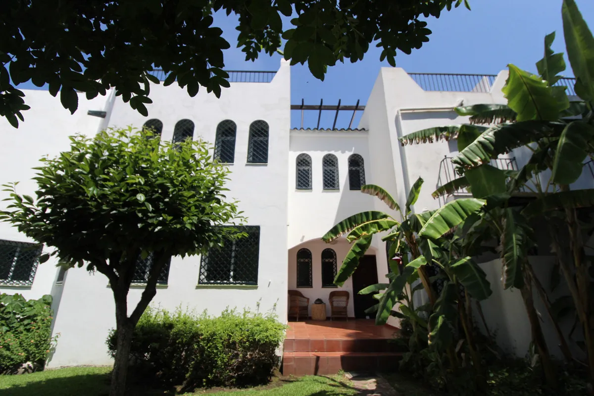 6e910b58-f670-44e3-8eb2-f8f6db2bbe98