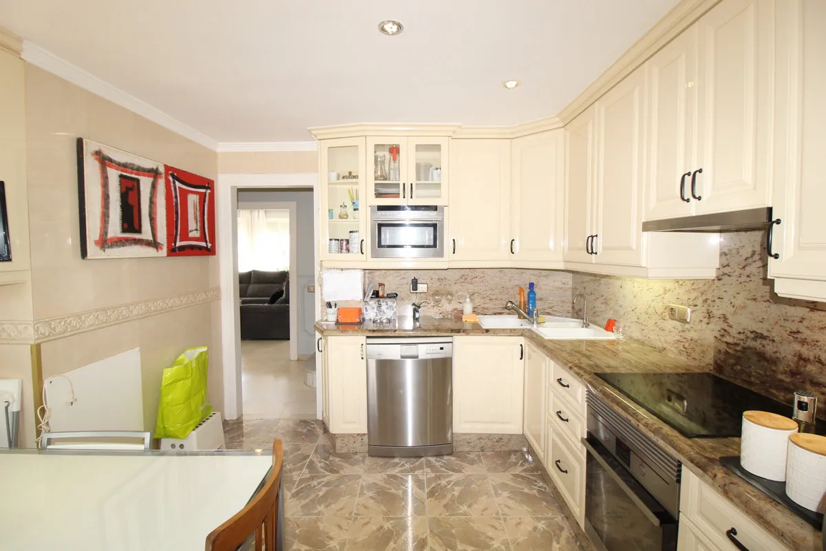 76d9841e-3c1d-490d-8083-906cff3300bf