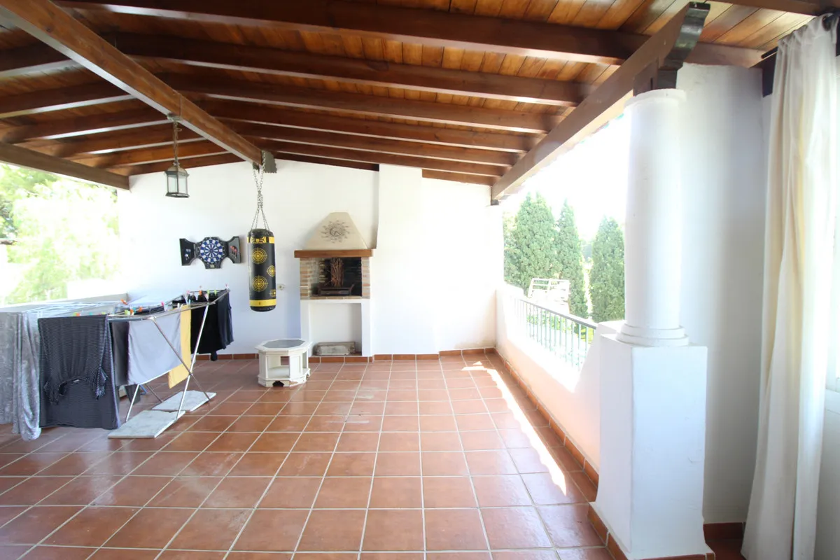 e2c69d0c-70dc-4c60-af7b-b16e532a0301