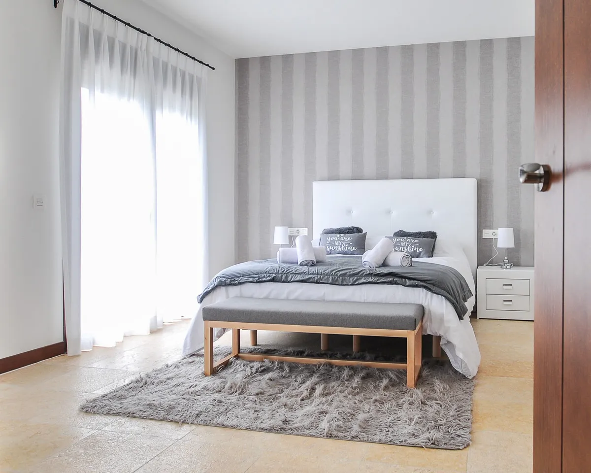 04282f47-133c-4bf6-b26c-f2660e804cf1