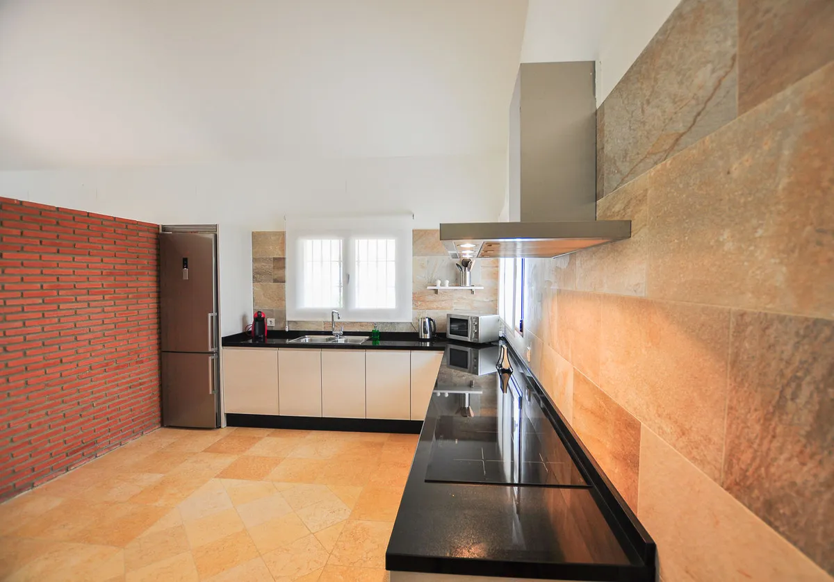 9589ecb8-d458-49c8-ab04-4df4673f6421