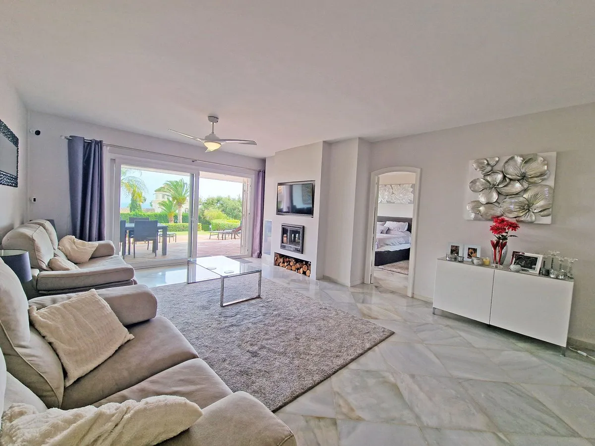 30ea1294-4c92-4449-949b-aeeabf411b17