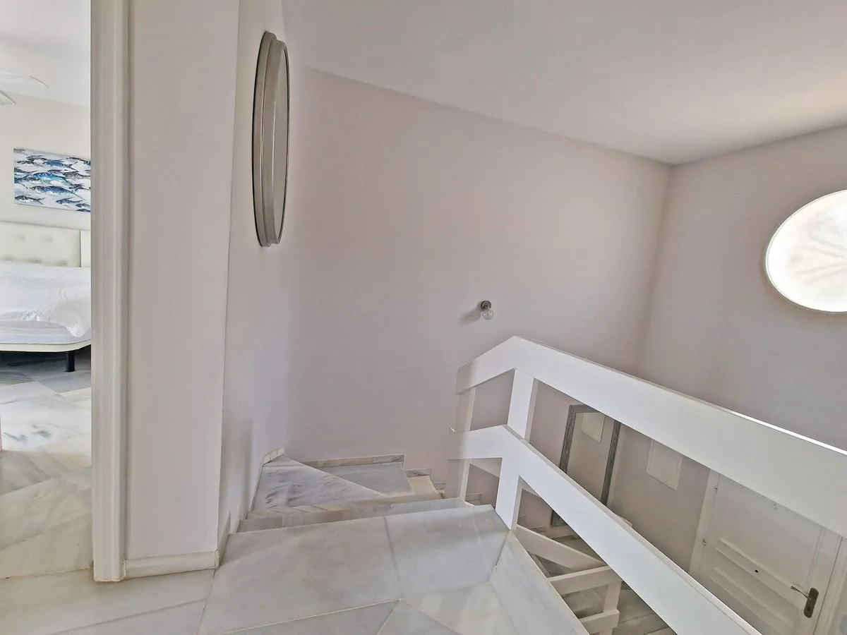 6999f6e7-83e0-470e-b3a5-4001714d5d48